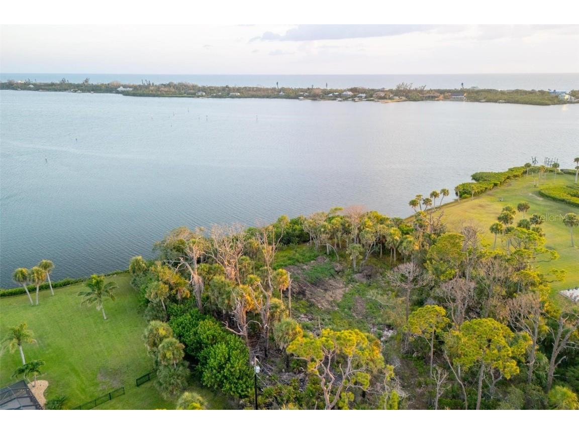 Bayshore Drive Englewood FL 34223 - LEMON BAY/INTRACOASTAL D6143063 image5