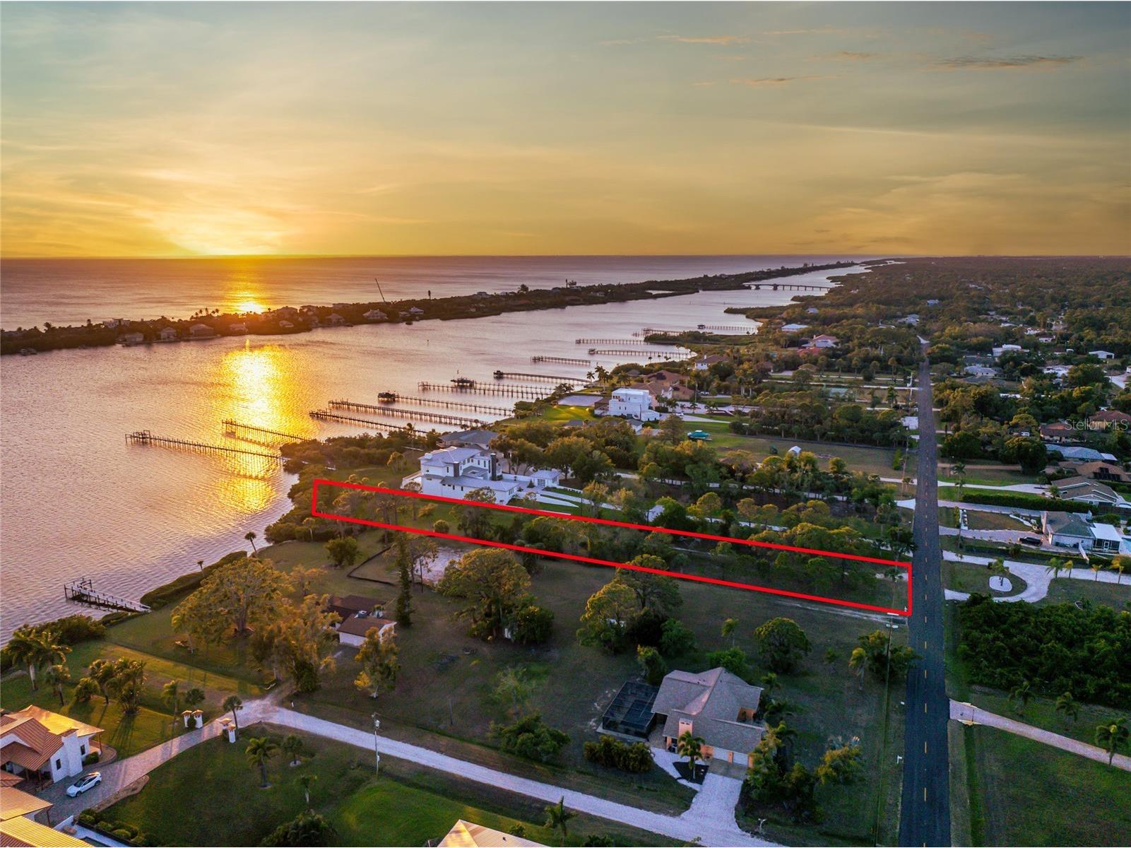 Bayshore Drive Englewood FL 34223 - LEMON BAY D6147161 image1
