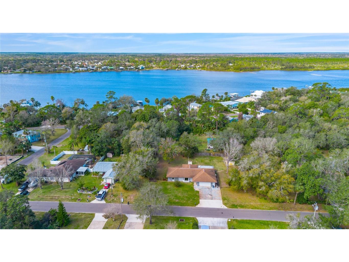 Bayview Avenue New Smyrna Beach FL 32168 V4940973 image11