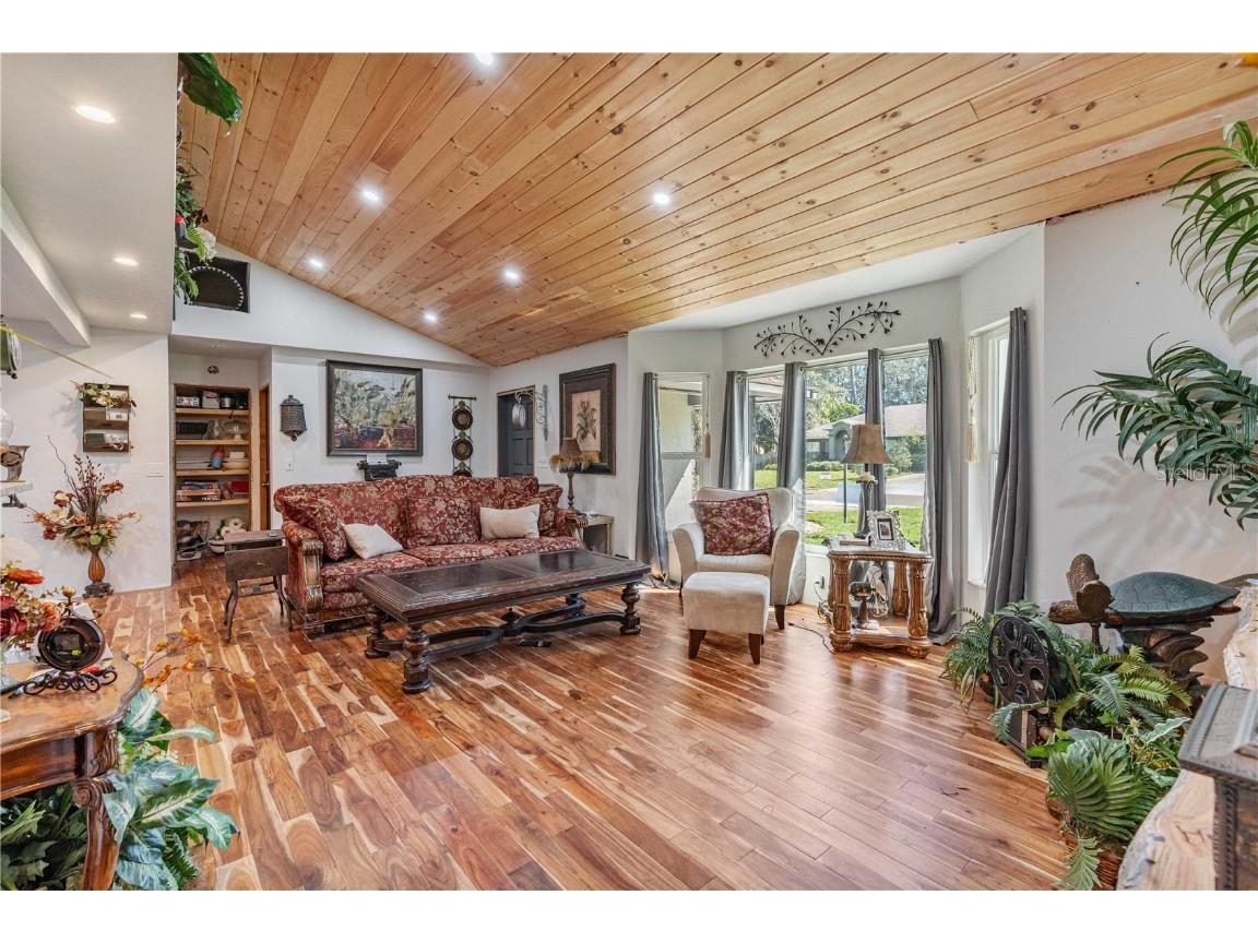 Bayview Avenue New Smyrna Beach FL 32168 V4940973 image16