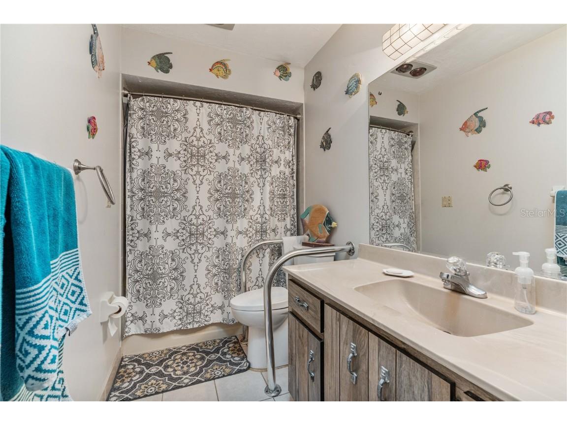 Bayview Avenue New Smyrna Beach FL 32168 V4940973 image49