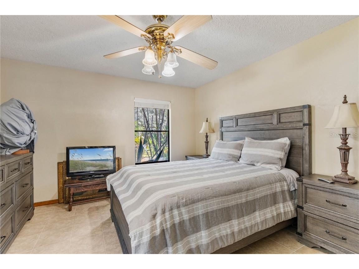 Bayview Avenue New Smyrna Beach FL 32168 V4940973 image51