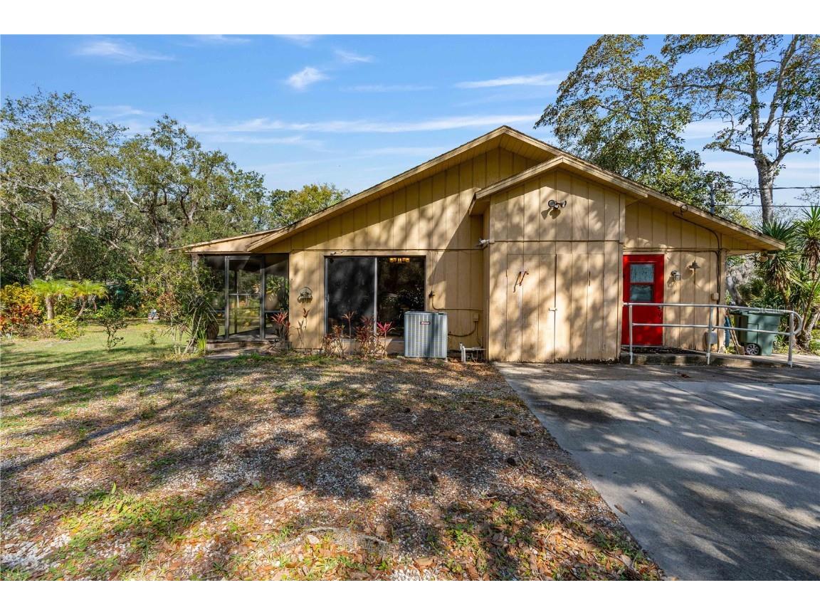 Bayview Avenue New Smyrna Beach FL 32168 V4940973 image57