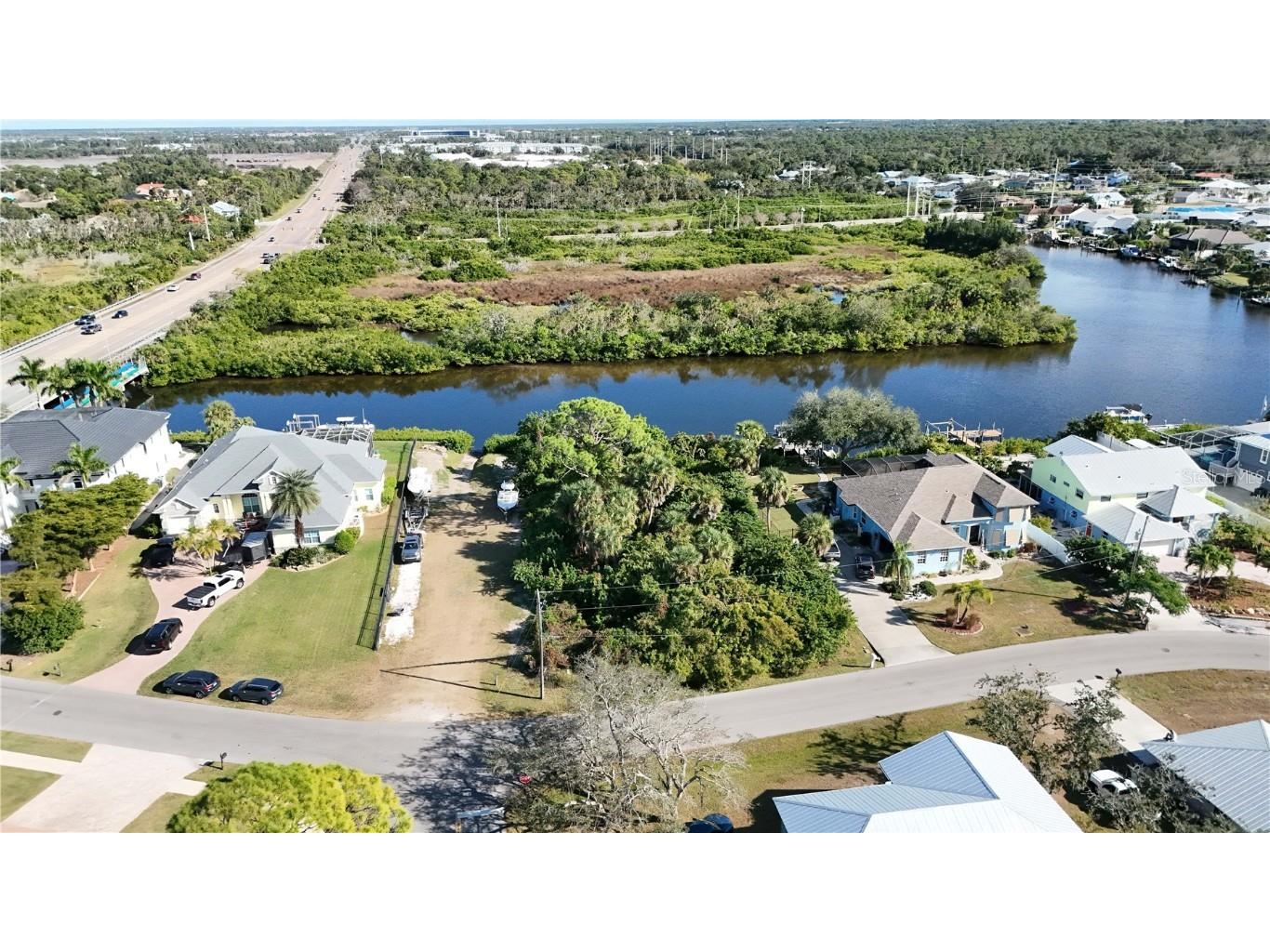 Bayview Drive Nokomis FL 34275 - SHAKETT CREEK A4673285 image1