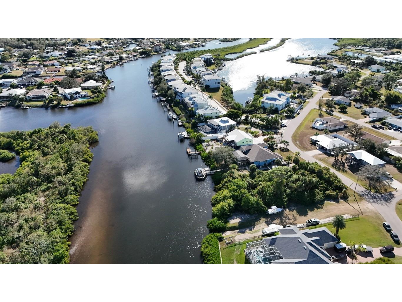 Bayview Drive Nokomis FL 34275 - SHAKETT CREEK A4673285 image4