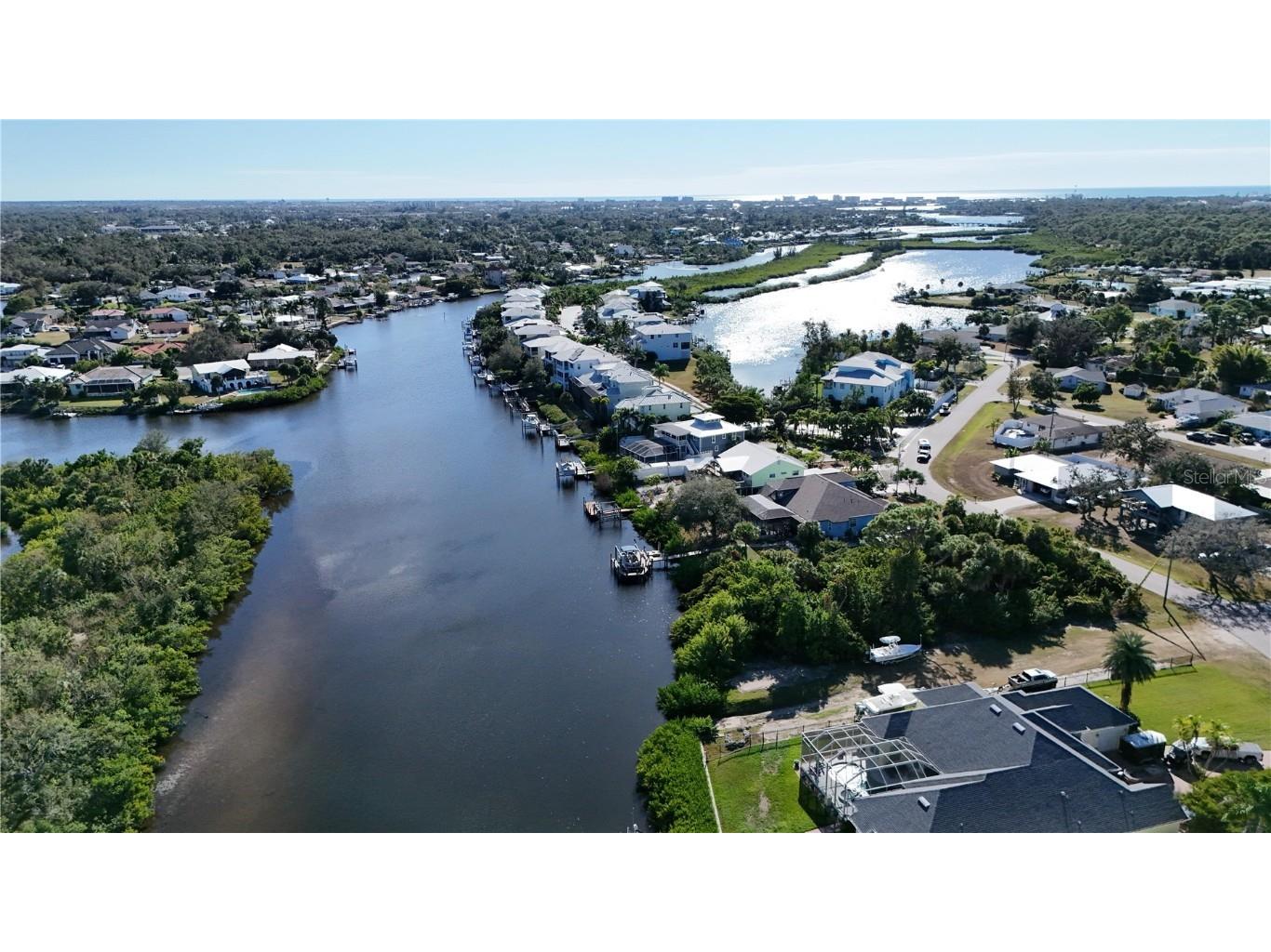 Bayview Drive Nokomis FL 34275 - SHAKETT CREEK A4673285 image5