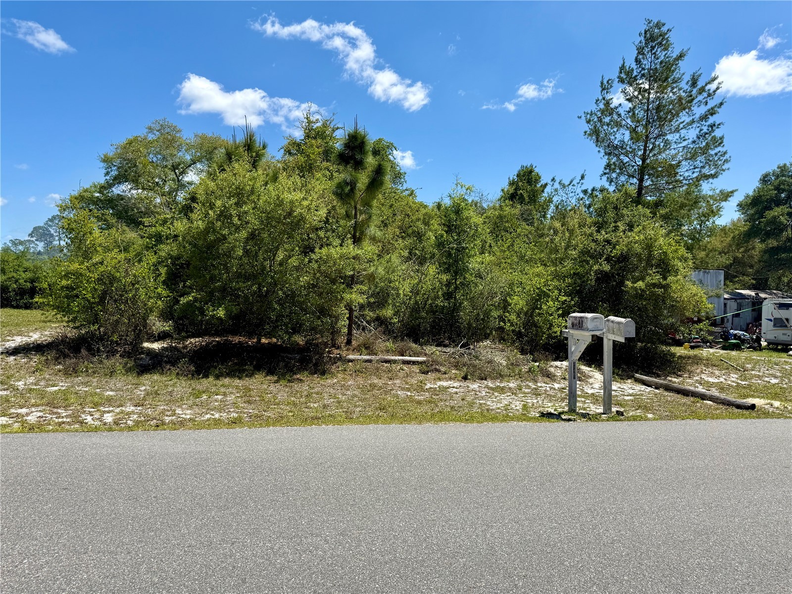 Benton Drive Eustis FL 32736 O6398749 image3