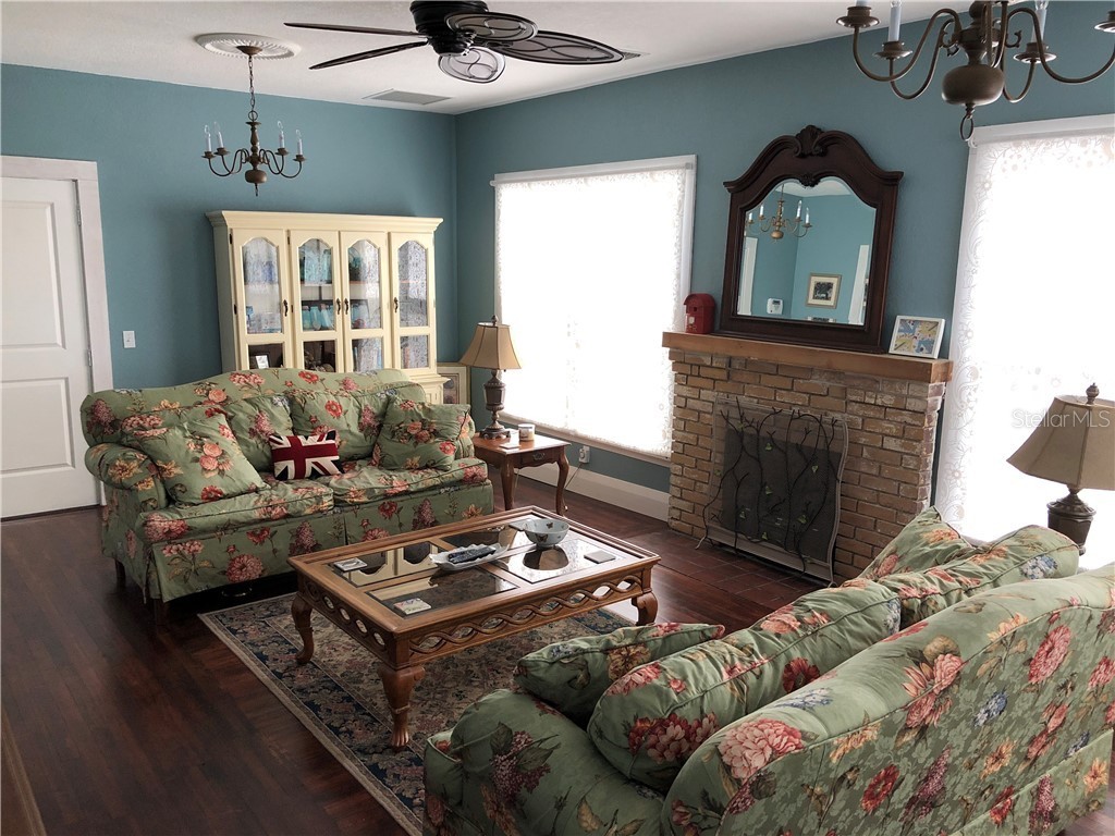  Bradenton FL 34208 A4408511 image3