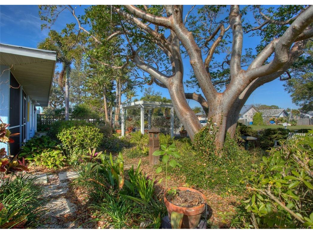  Bradenton FL 34209 A4415975 image22