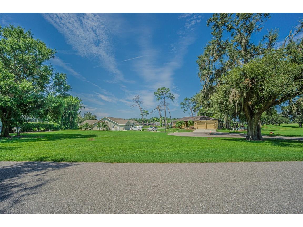 Brentwood Drive Zephyrhills FL 33542 TB8419841 image26