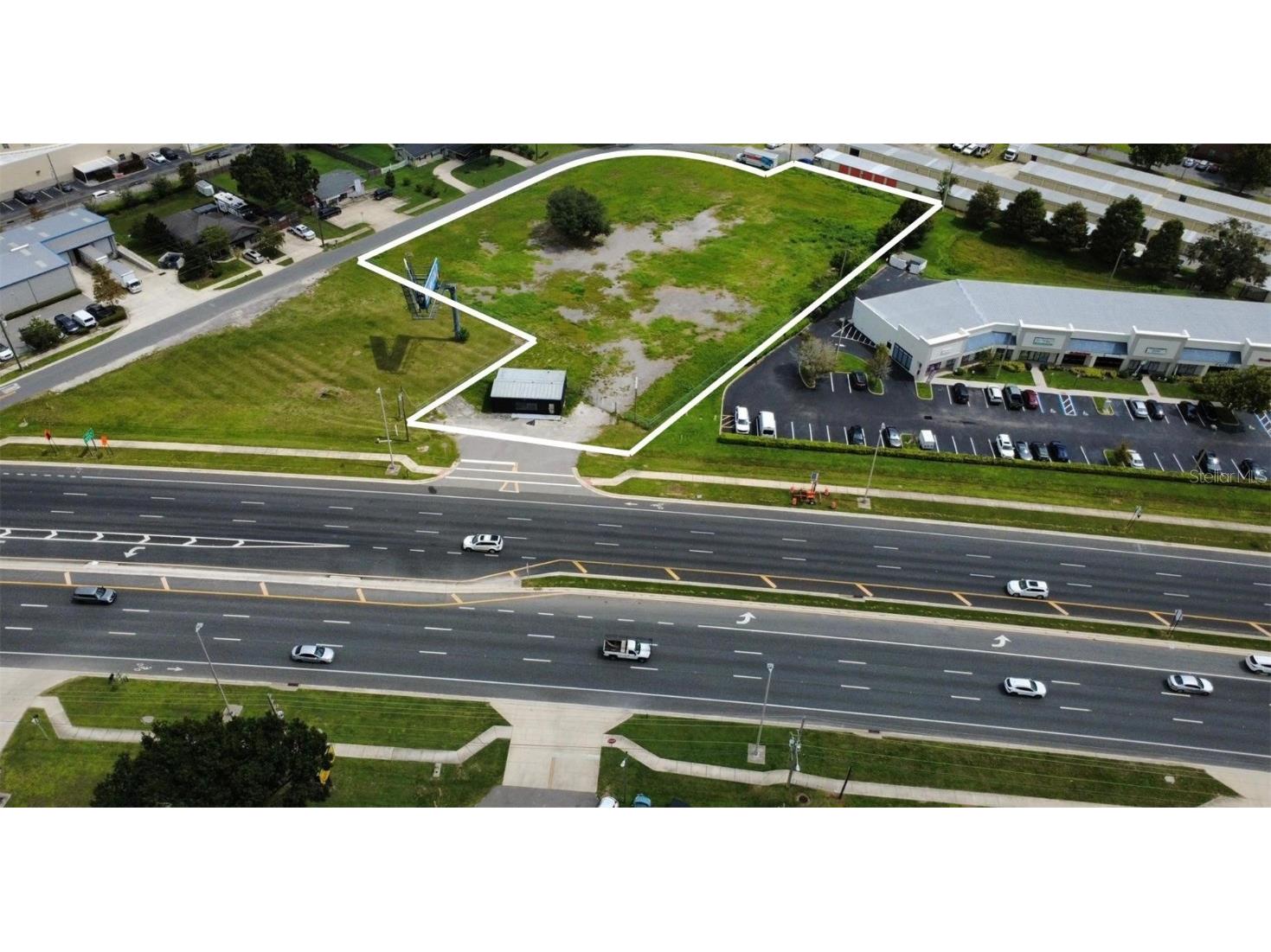 Broadview Drive Kissimmee FL 34744 O6343623 image2