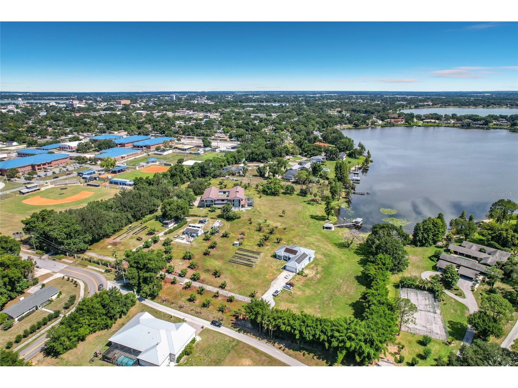 Brogden Court SE Winter Haven FL 33880 P4938999 image30