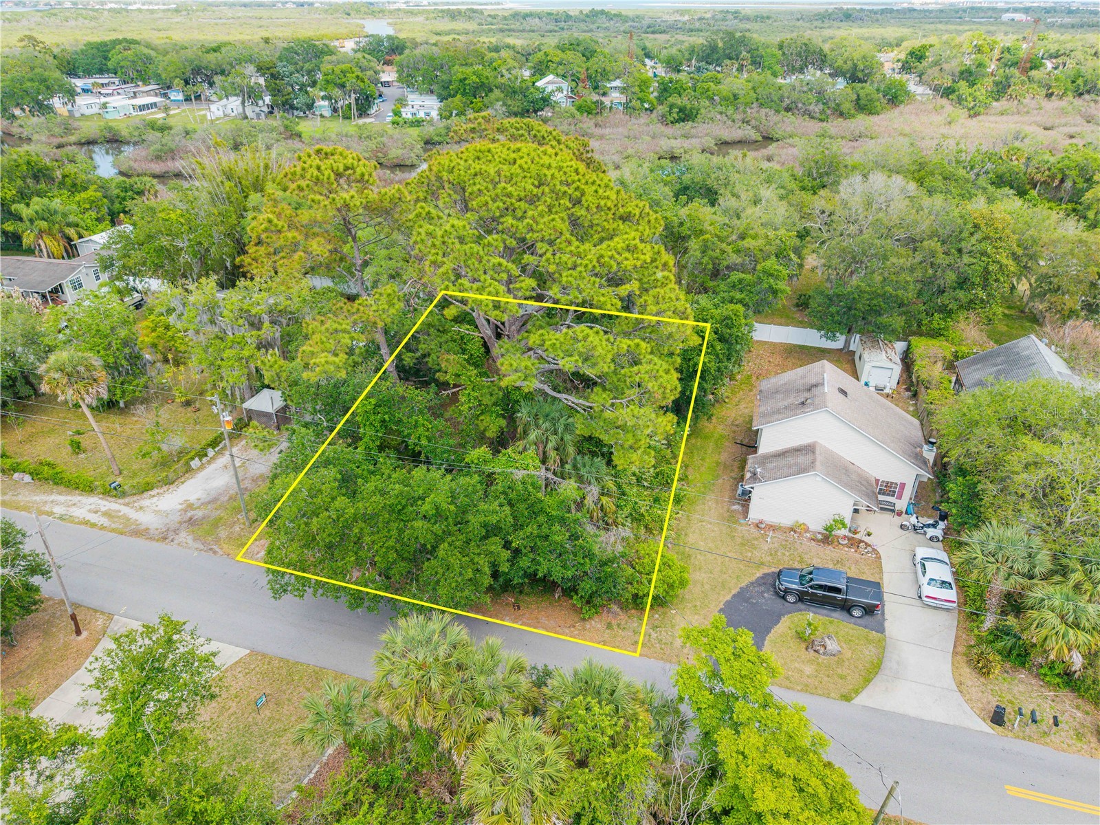 Brookline Avenue New Smyrna Beach FL 32168 NS1087876 image1
