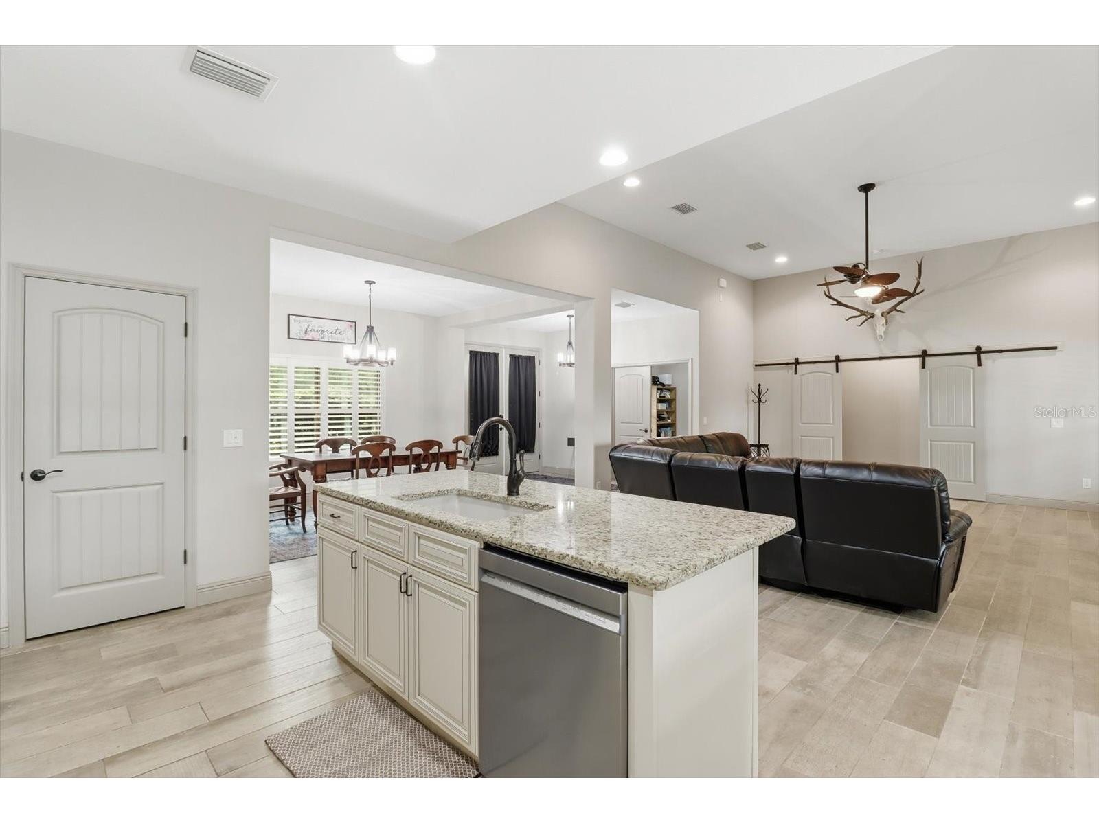  Beverly Hills FL 34465 W7884646 image20