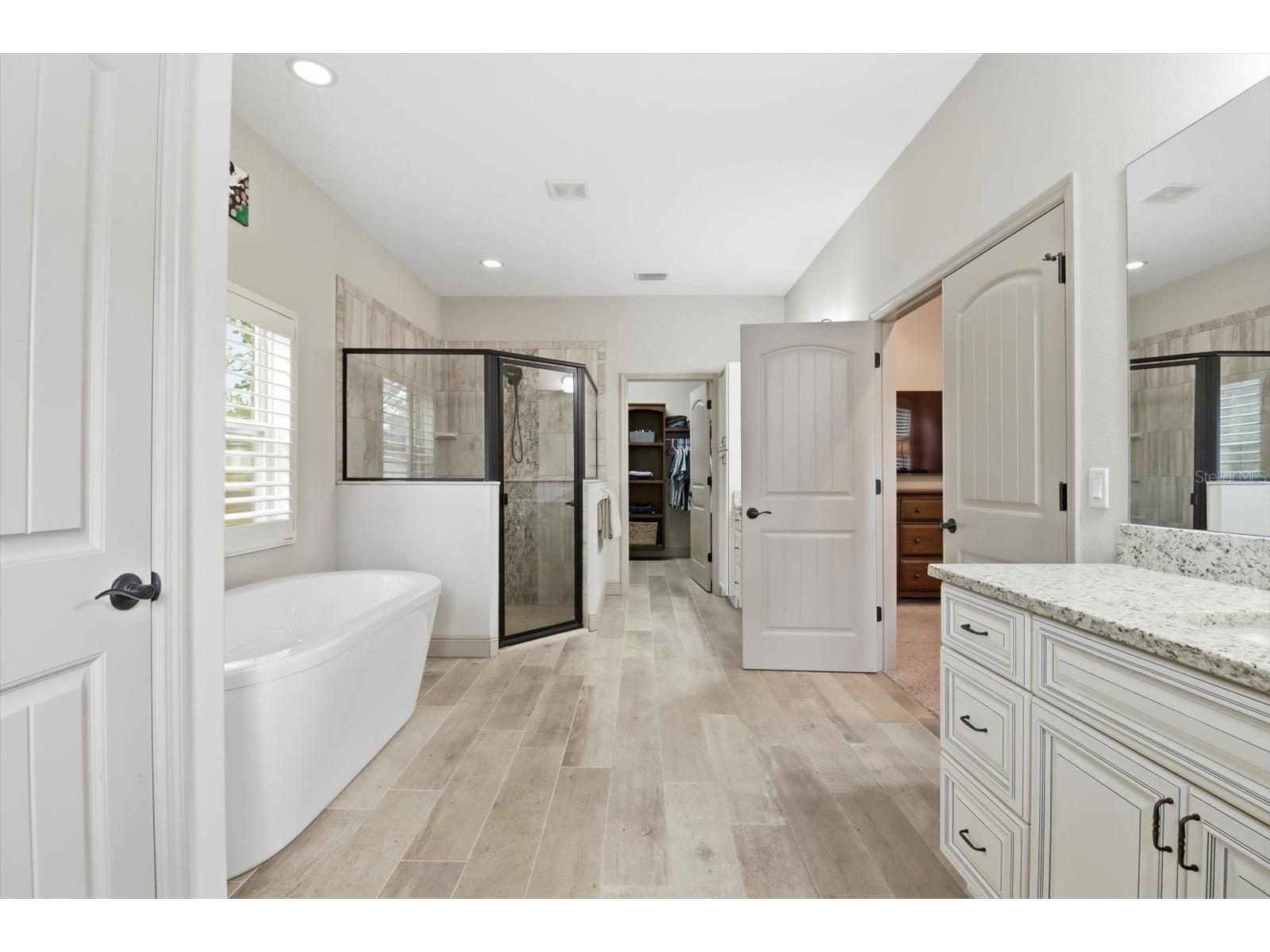  Beverly Hills FL 34465 W7884646 image25