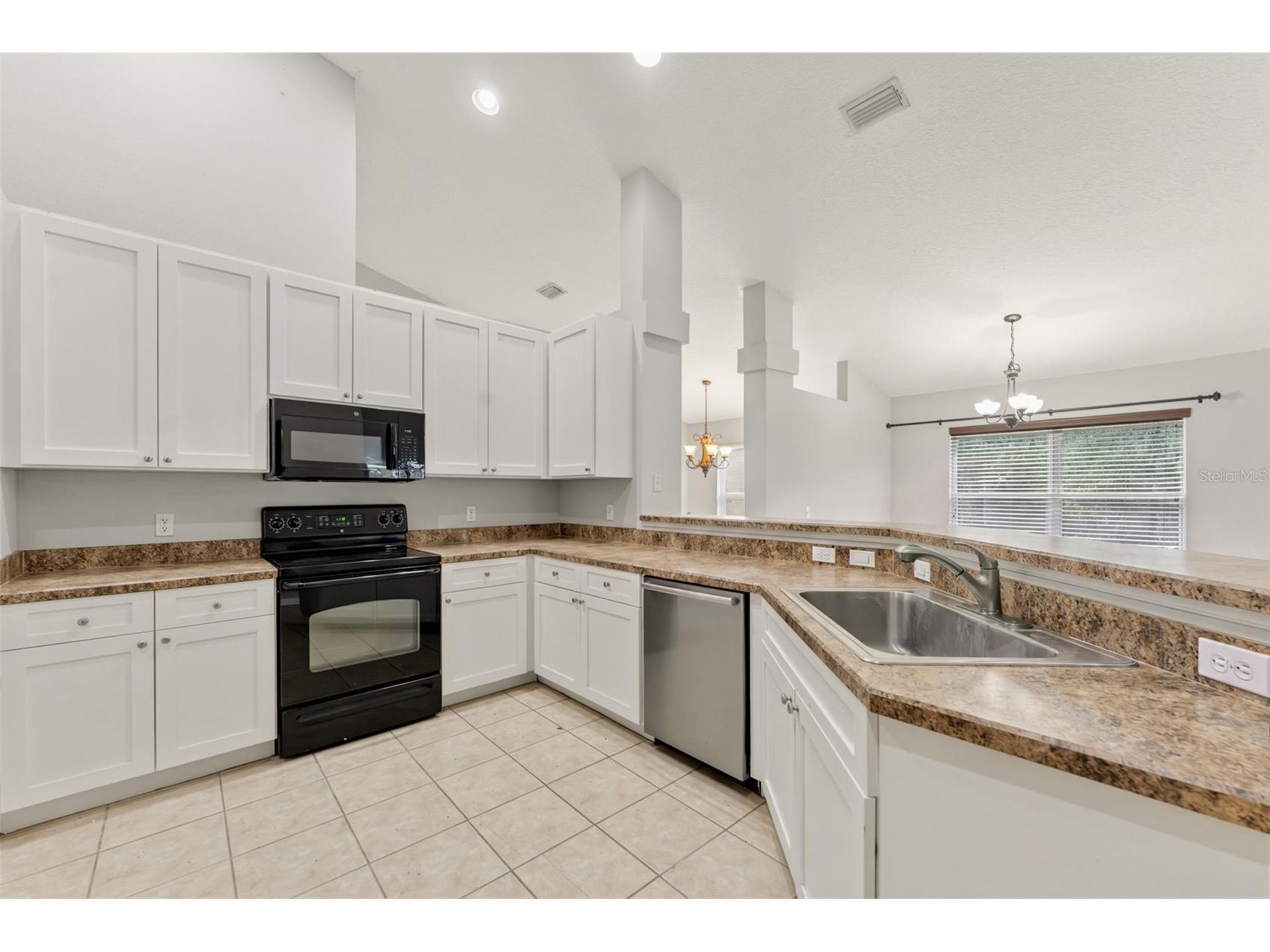  Bradenton FL 34203 A4695391 image17