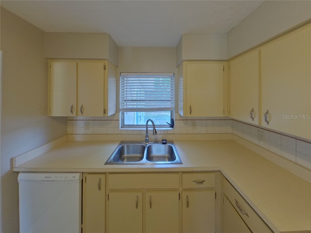  Bradenton FL 34207 TB8445977 image5