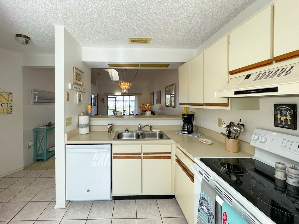  Bradenton FL 34209 A4656599 image9