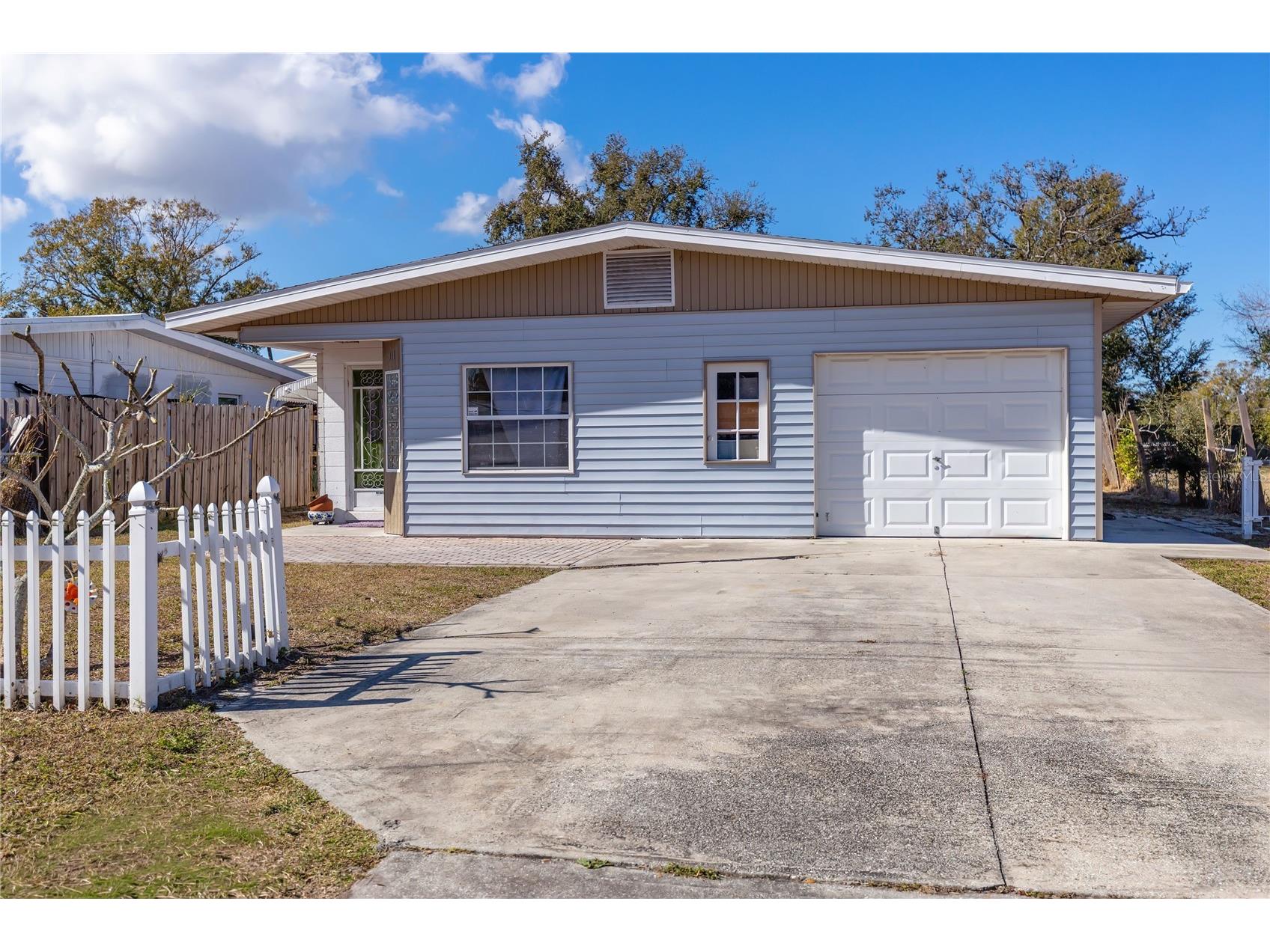  Bradenton FL 34209 A4680157 image1