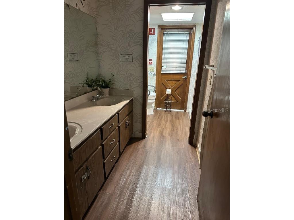  Brandon FL 33510 TB8427308 image8