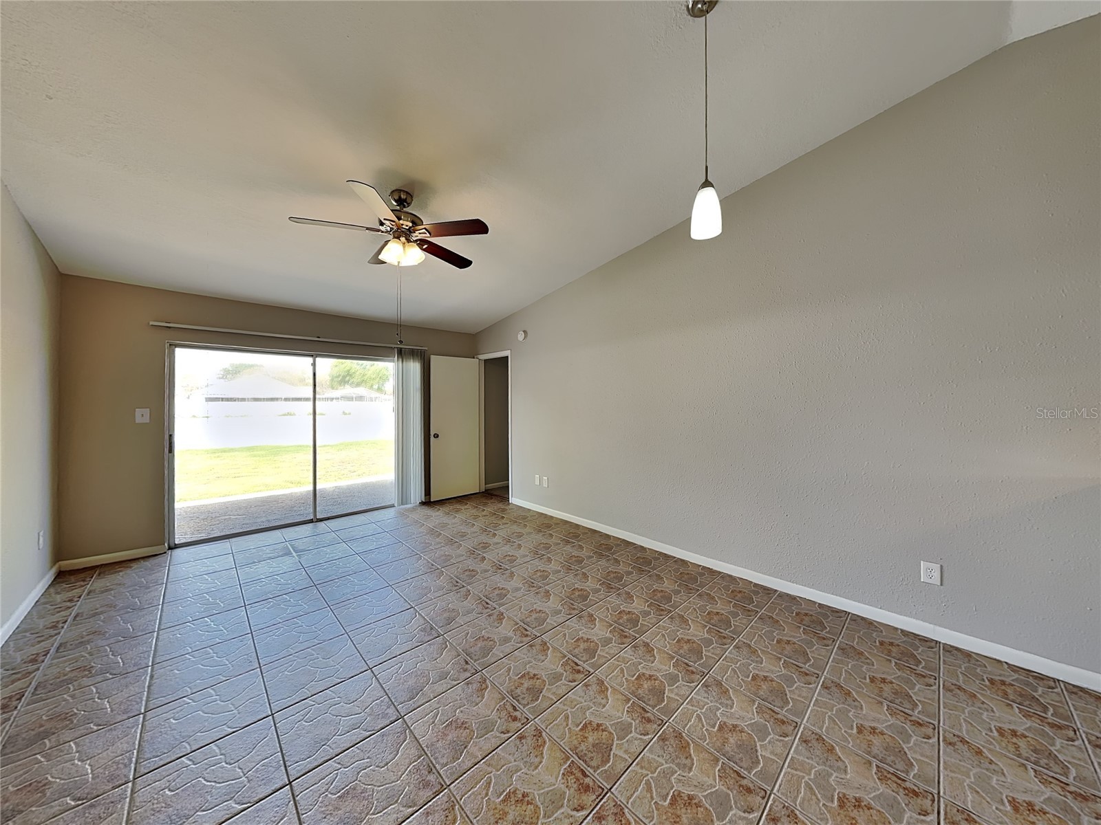  Brandon FL 33510 TB8489519 image3