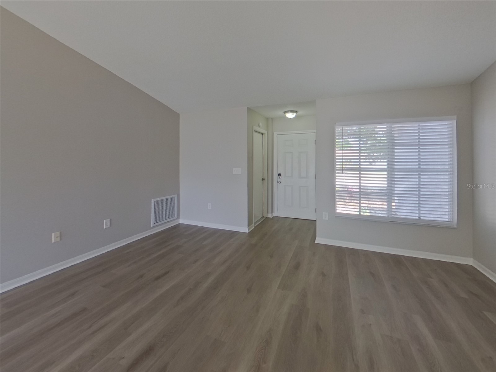 Brandon FL 33511 TB8510040 image3