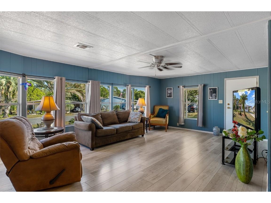  Brooksville FL 34613 W7880438 image11