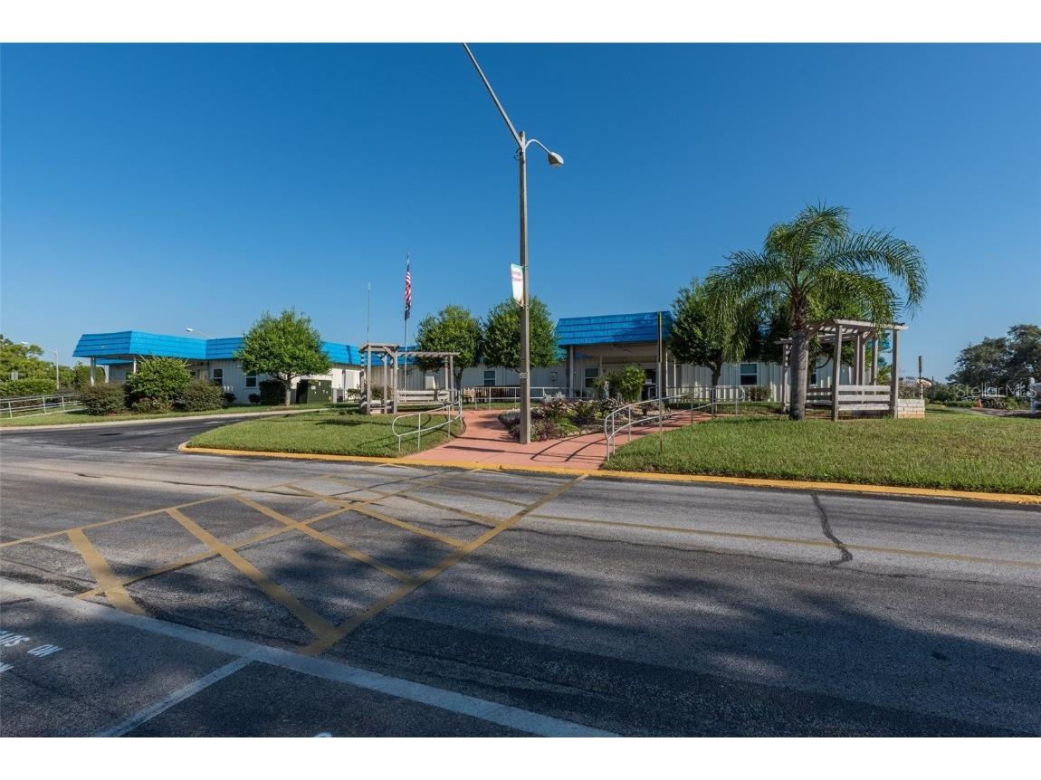  Brooksville FL 34613 W7880438 image37