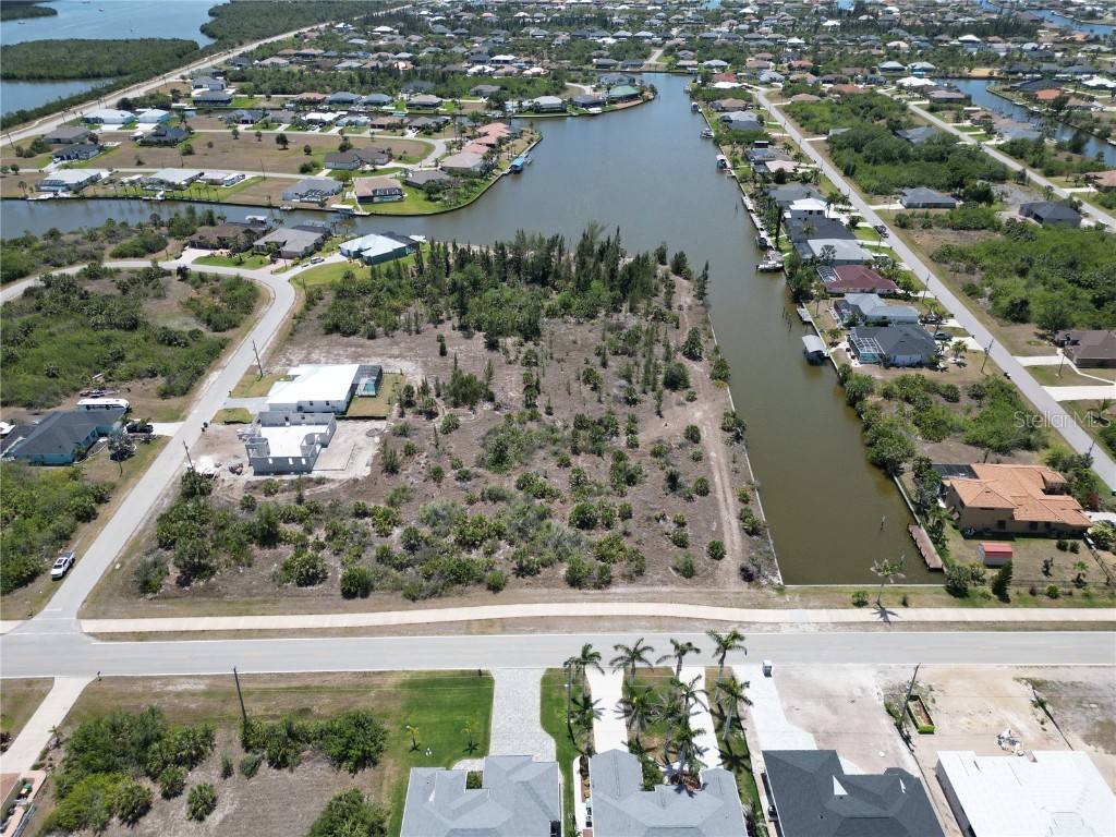 Calumet Port Charlotte FL 33981 - BURWELL WATERWAY D6141880 image13