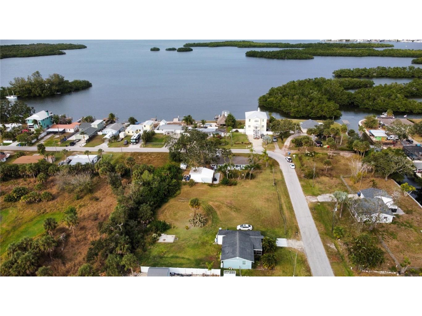 Canal Ruskin FL 33570 TB8453038 image1