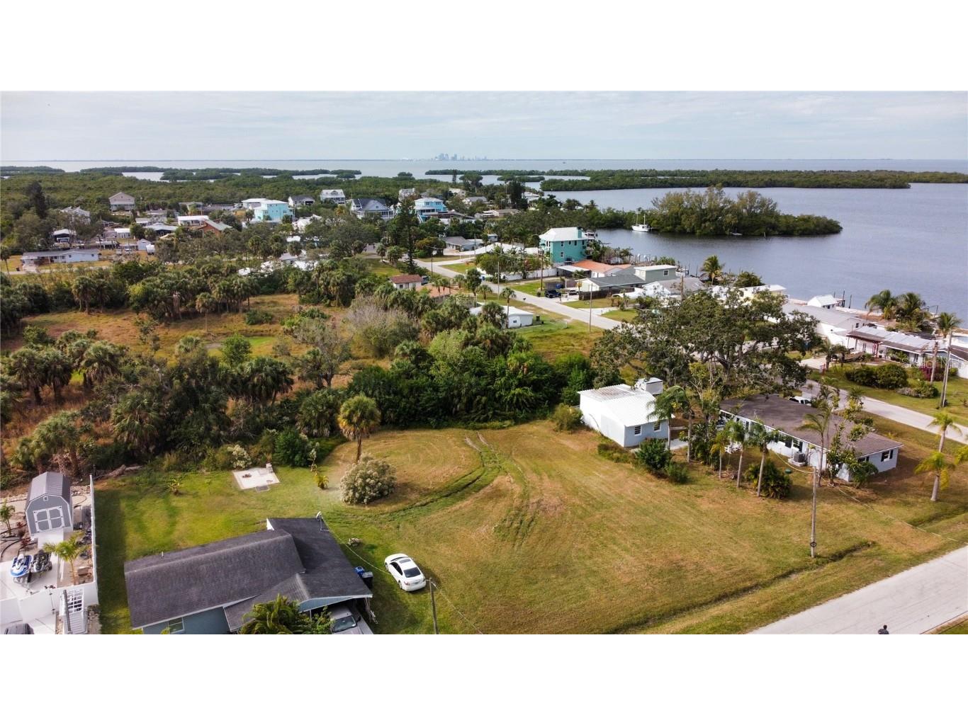 Canal Ruskin FL 33570 TB8453038 image4