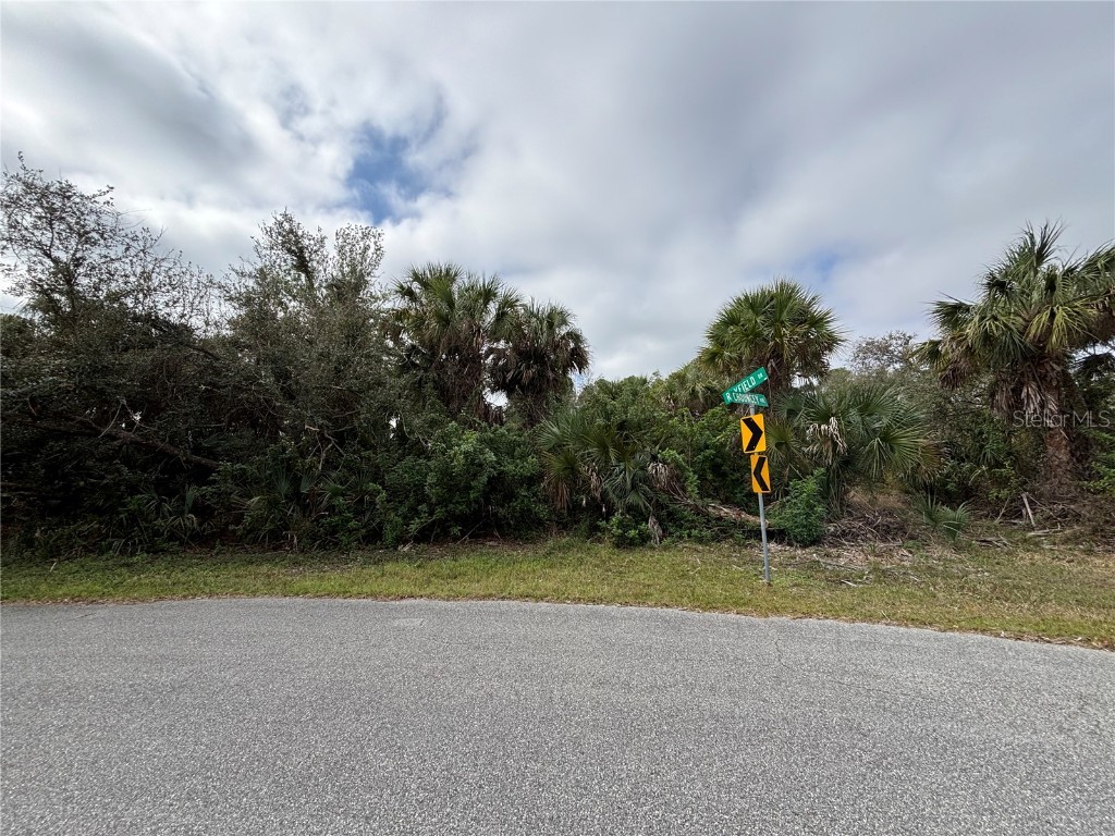 Chouncey Avenue North Port FL 34291 A4640589 image1