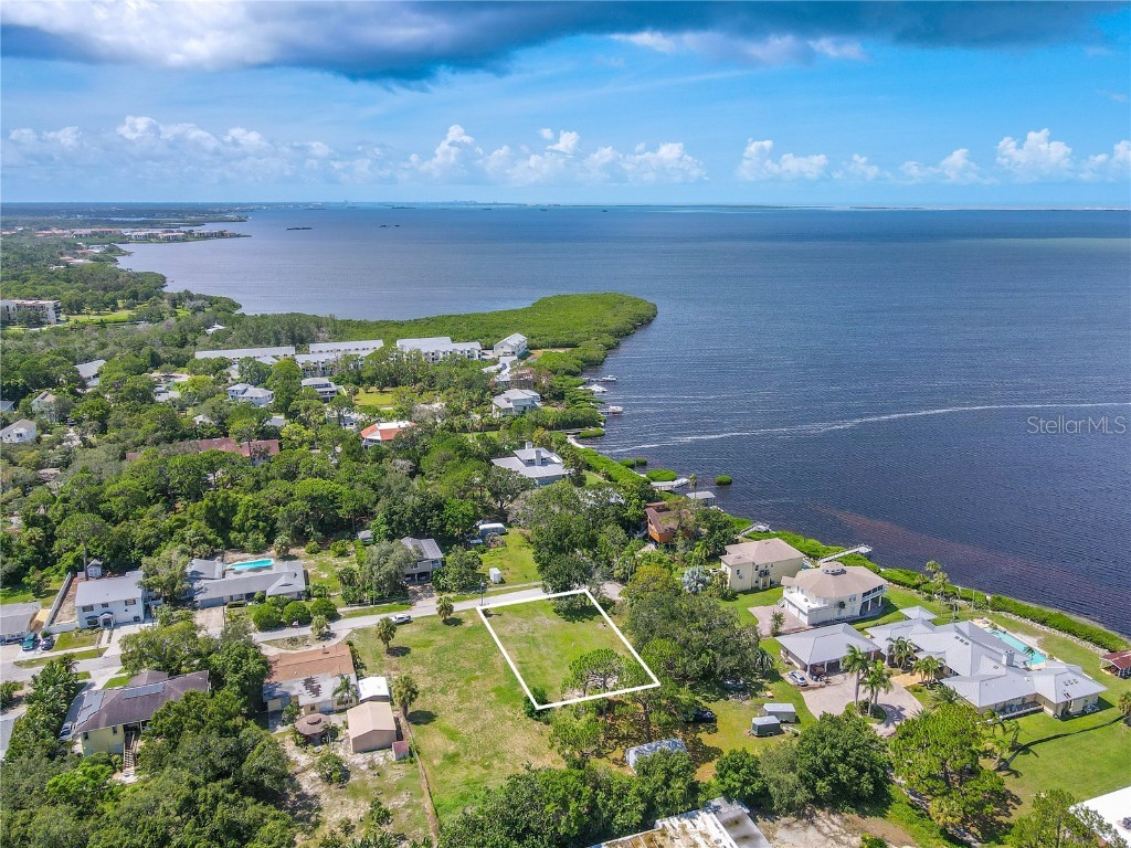 Coburn Drive Tarpon Springs FL 34689 U8252680 image1