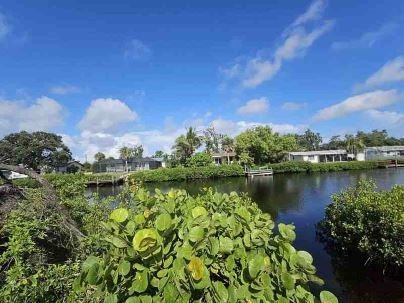 Colonial Bay Drive Nokomis FL 34275 - CURRY CREEK/ROBERTS BAY TB8431404 image1
