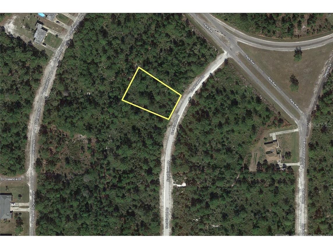 Coral Gables Drive Indian Lake Estates FL 33855 - LAKE WALK IN WATER T3430638 image1