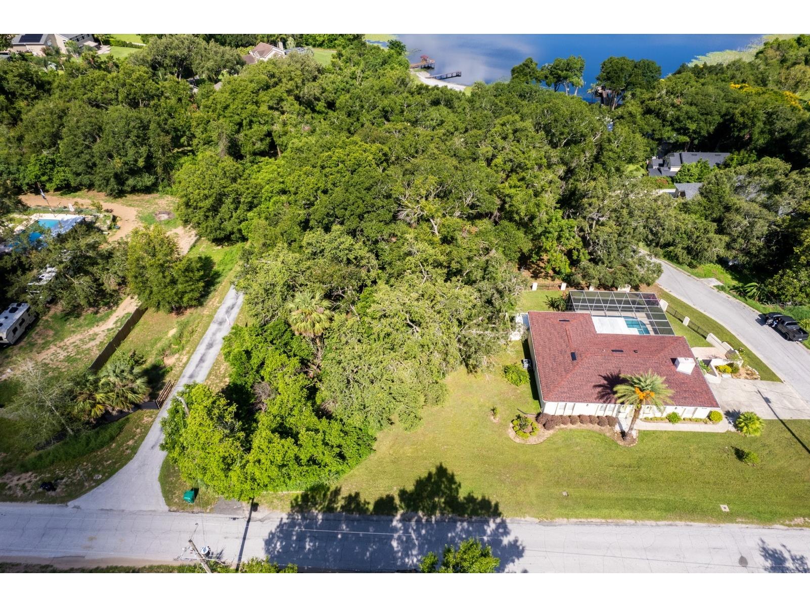 Country Club Road Eustis FL 32726 G5110726 image2
