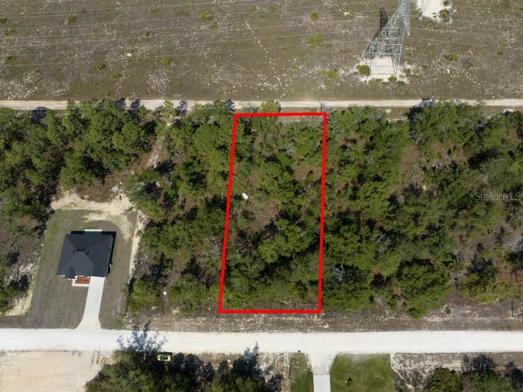 Courlan Road Weeki Wachee FL 34614 O6105963 image1