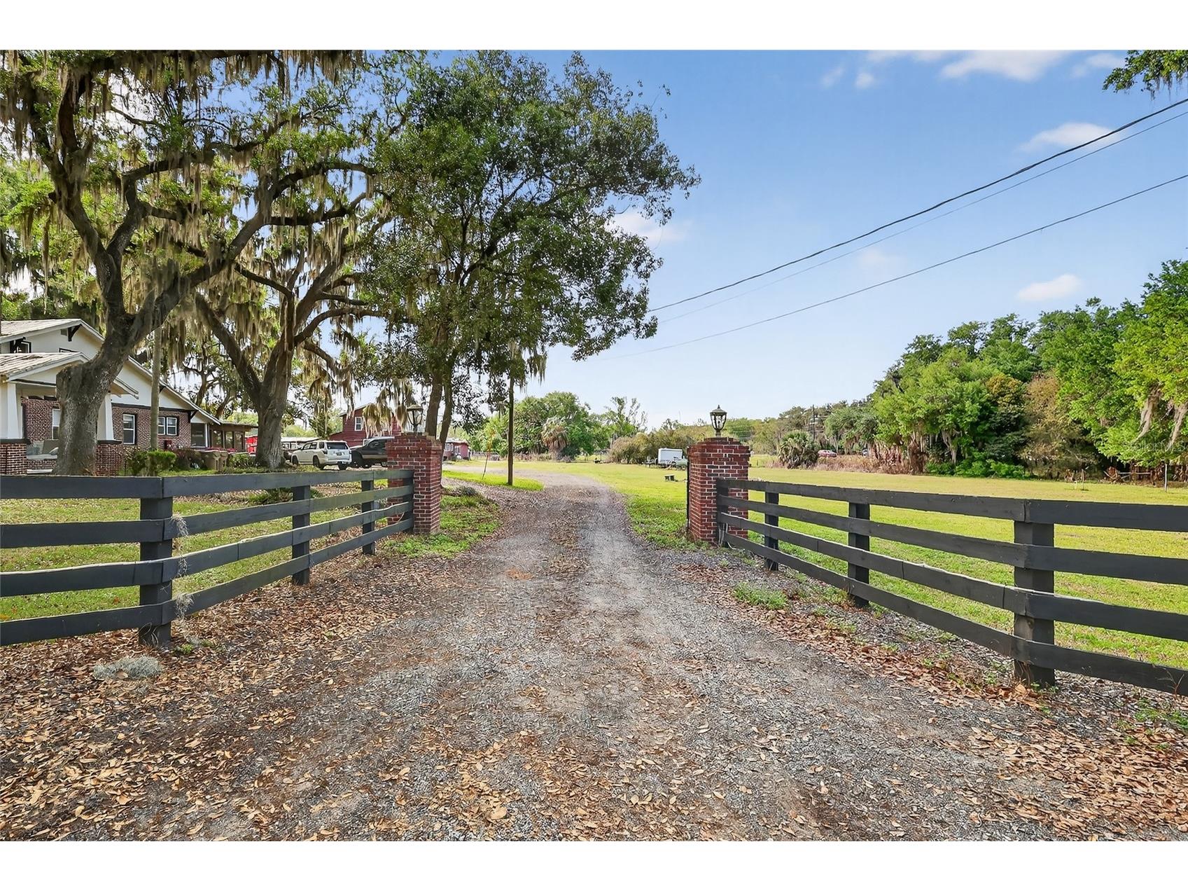 Cr 48 Yalaha FL 34797 G5109649 image8