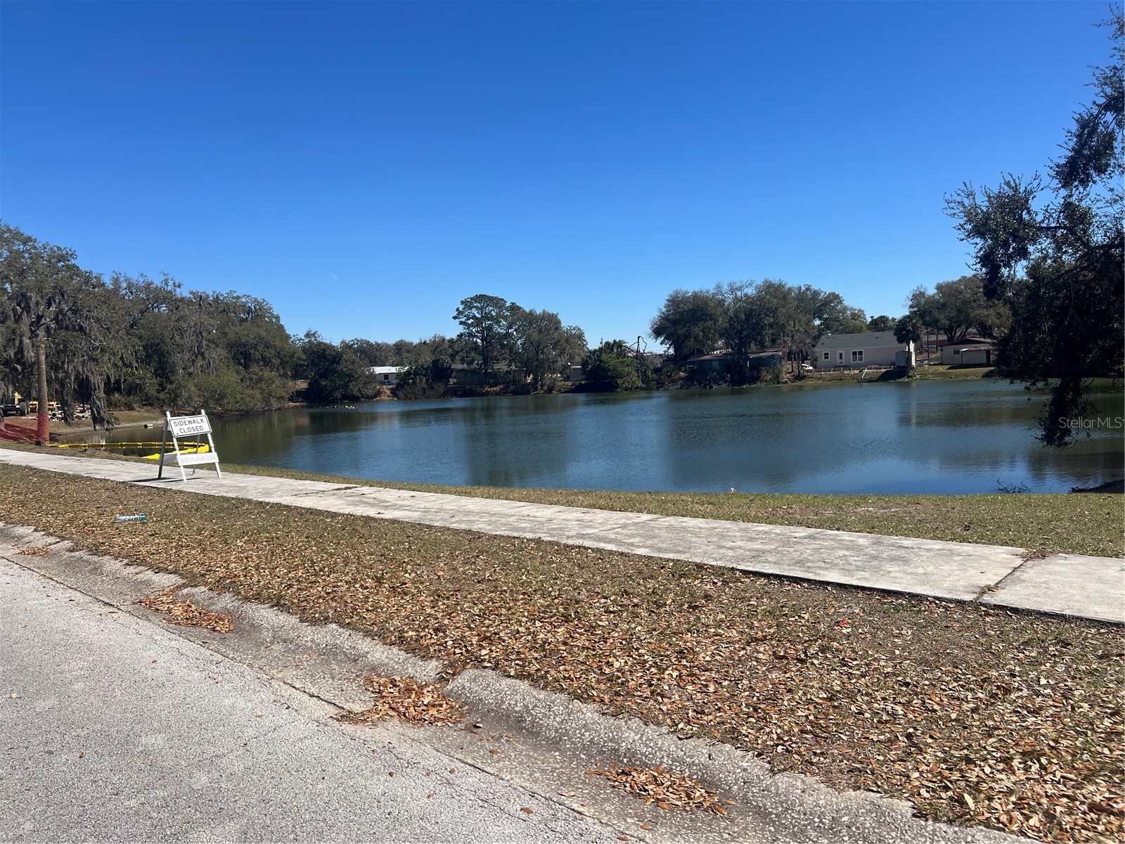 Crest Avenue Leesburg FL 34748 G5108769 image3