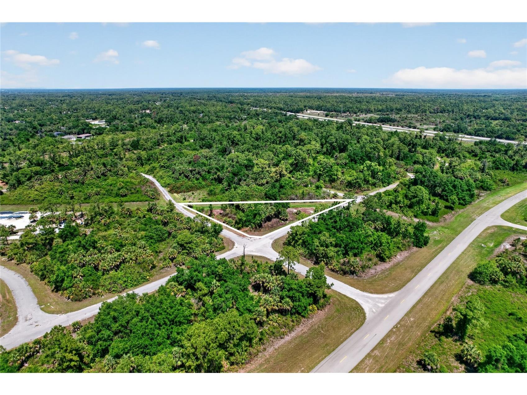 Custer Circle North Port FL 34288 A4690866 image6