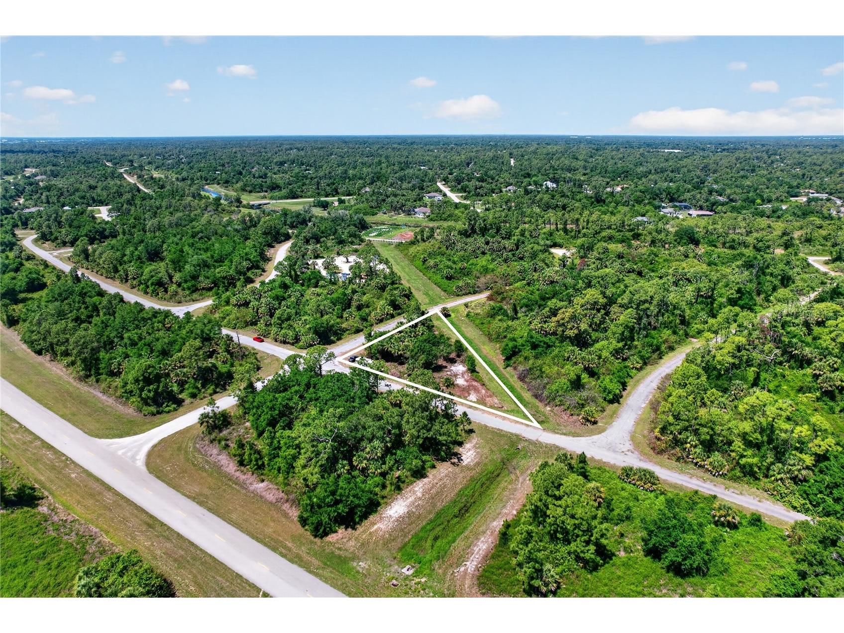 Custer Circle North Port FL 34288 A4690866 image7
