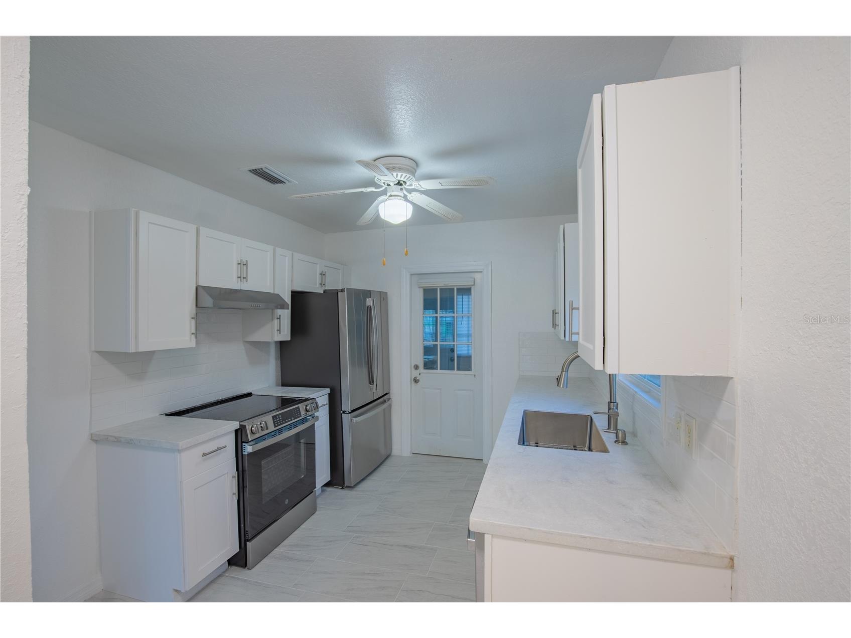  Clearwater Beach FL 33767 TB8529768 image30