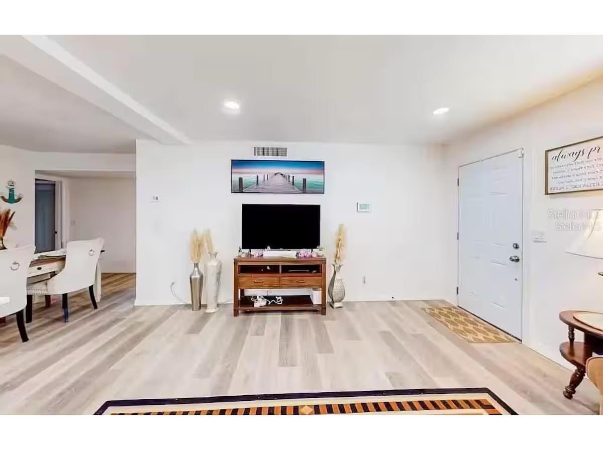  Clearwater FL 33759 TB8459529 image3