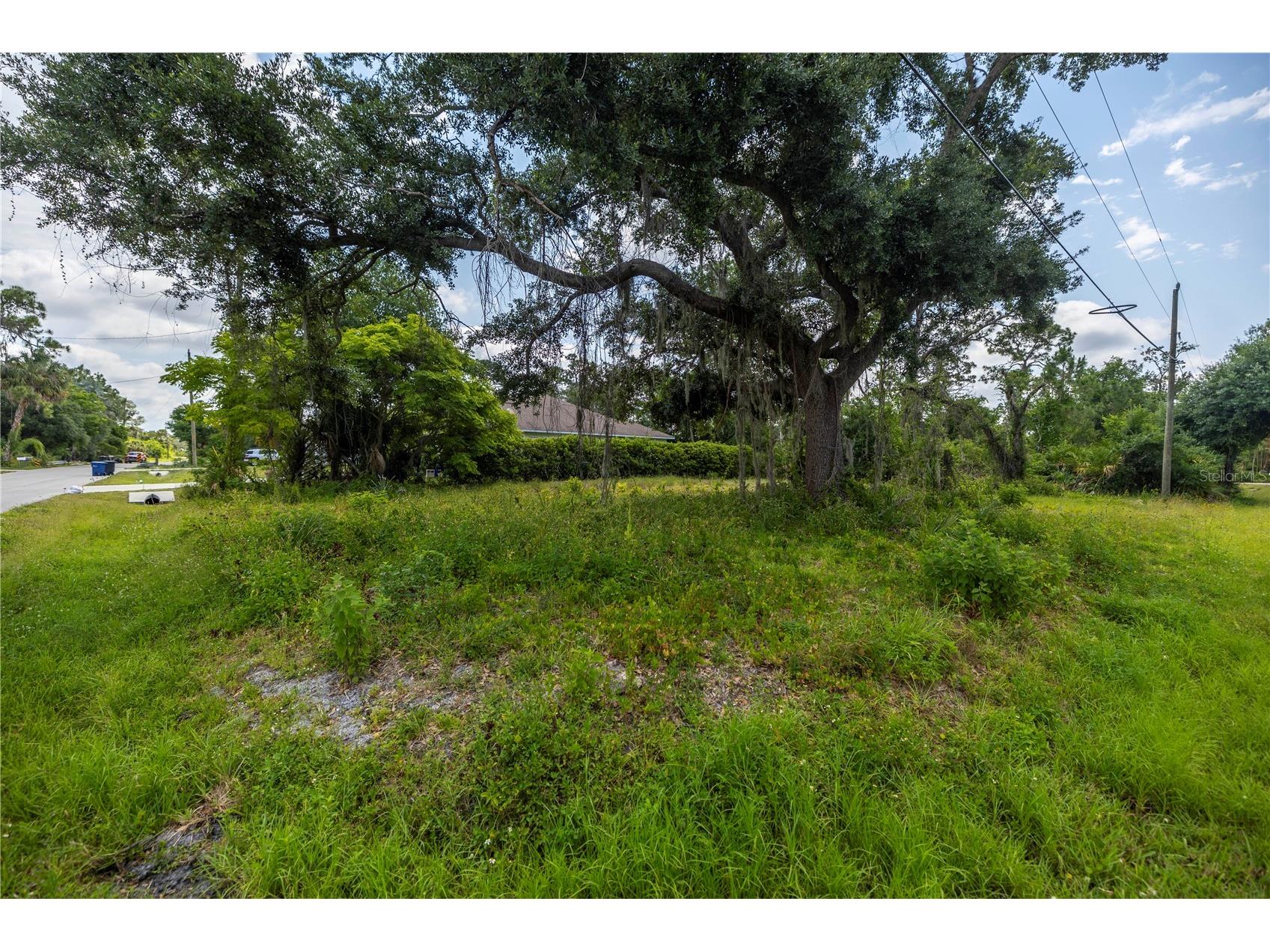 D Allyon Drive North Port FL 34287 A4677596 image4