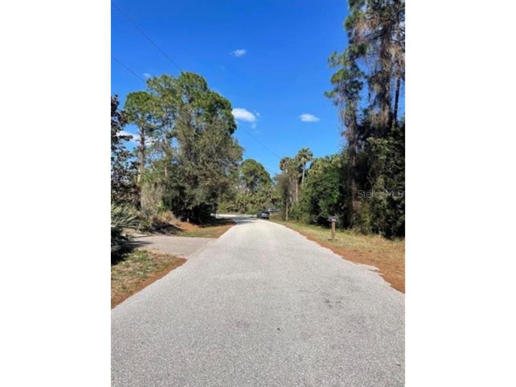 Daphne Road North Port FL 34288 D6139657 image2