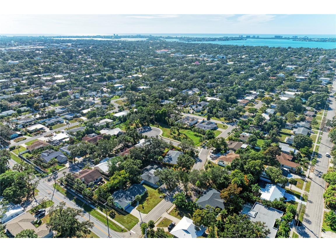 Datura Street Sarasota FL 34239 A4671869 image17