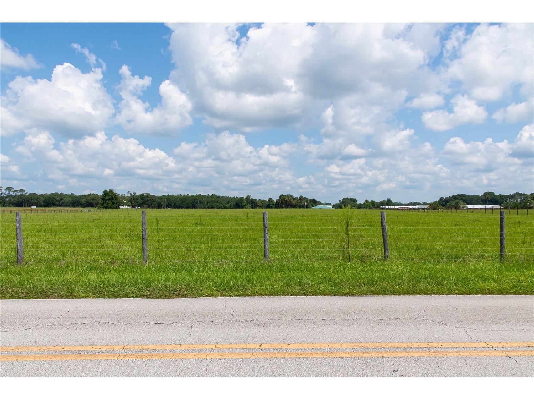 Daugharty Rd. Deland FL 32720 V4950247 image1