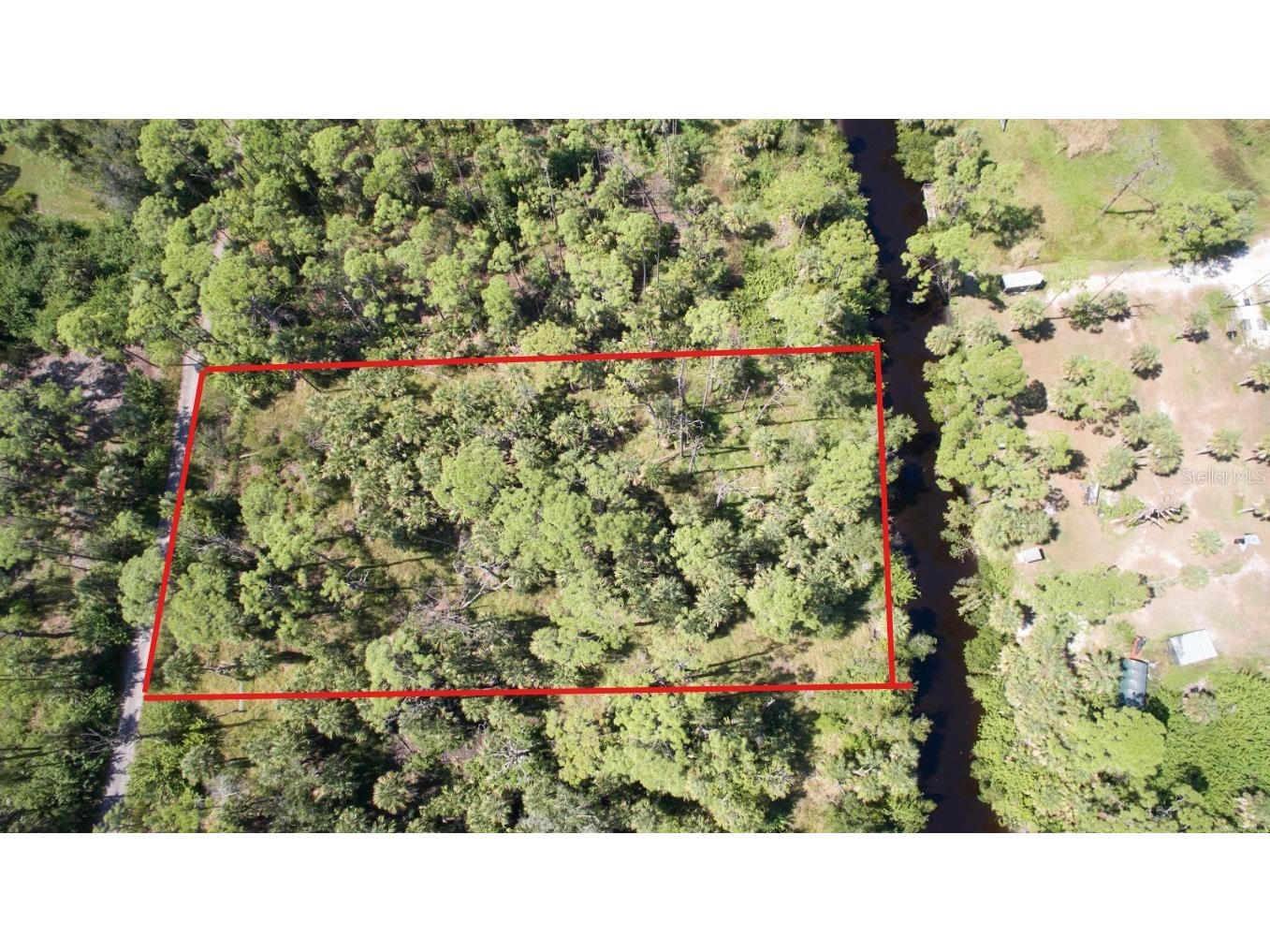 Deer Court Venice FL 34293 A4670047 image3