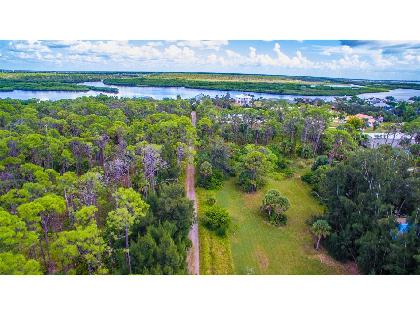 Deer Court Venice FL 34293 A4670049 image13