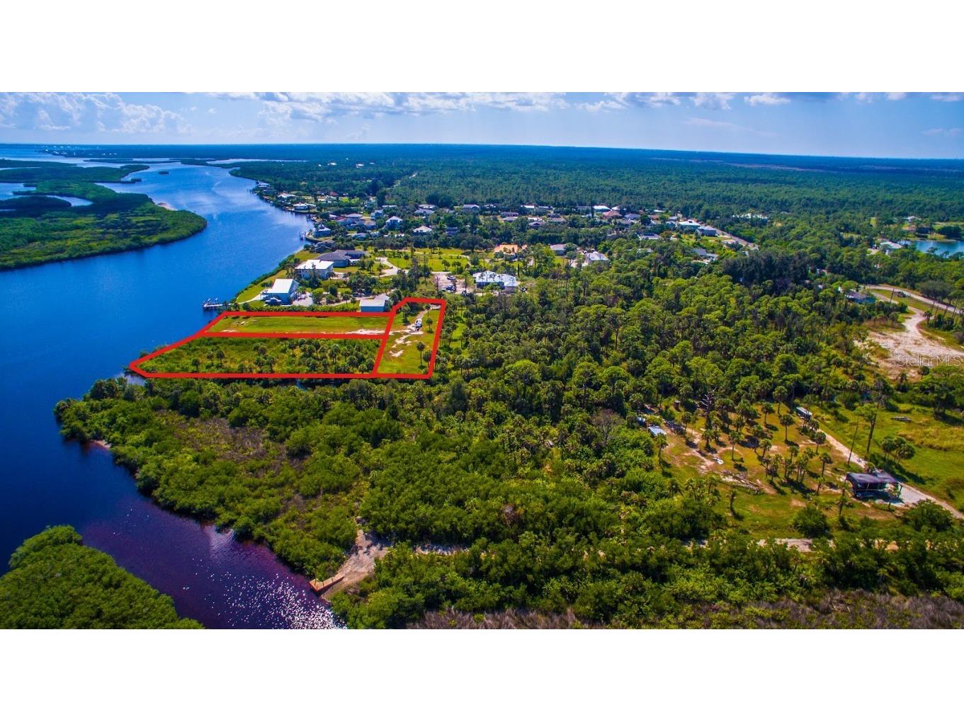 Deer Court Venice FL 34293 A4670056 image1